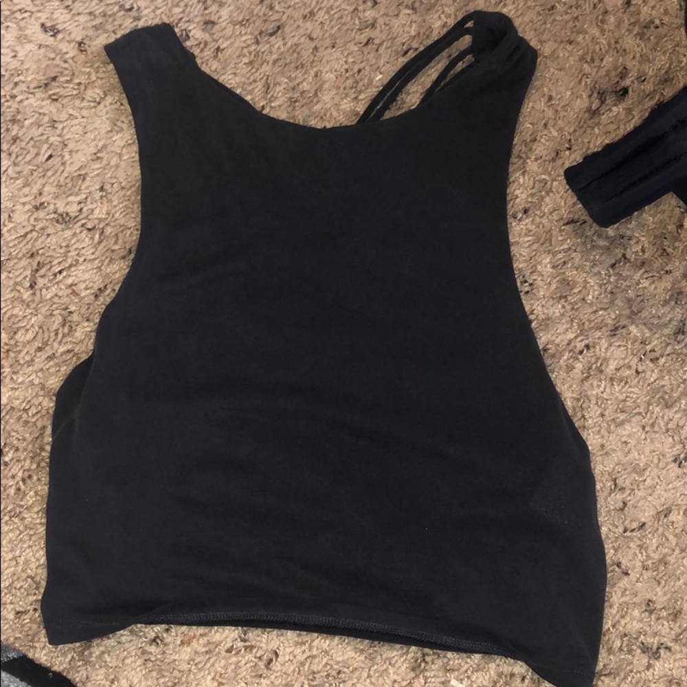 Crop top